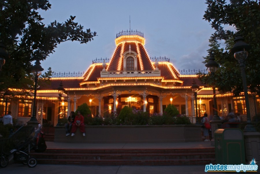 Plaza Gardens Restaurant
