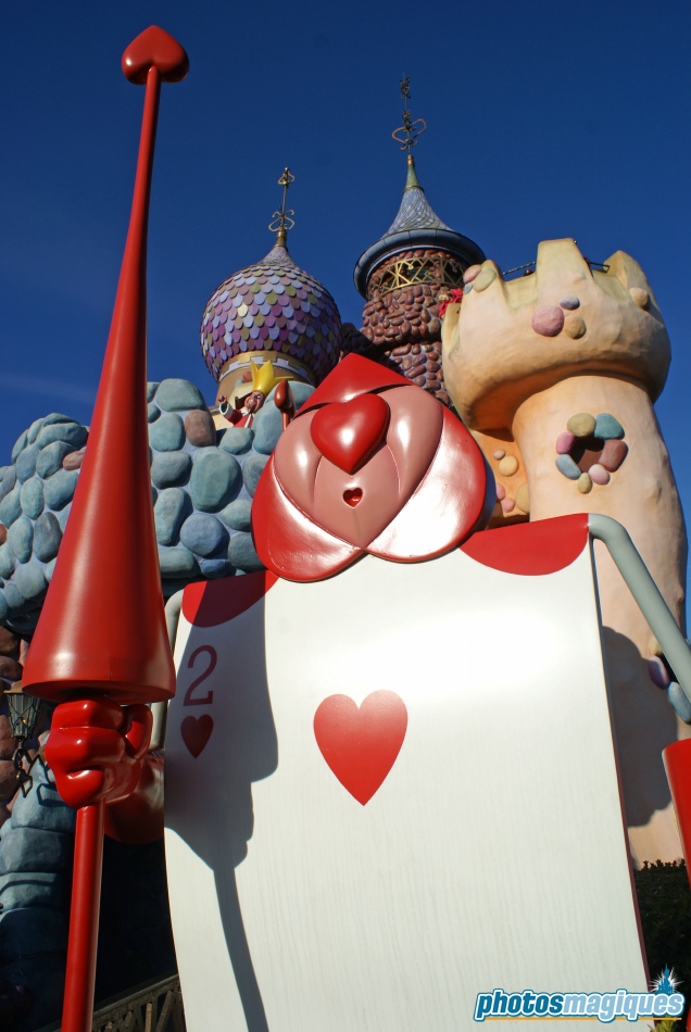 Alice's Curious Labyrinth