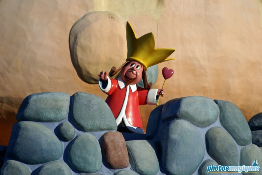 Alice's Curious Labyrinth