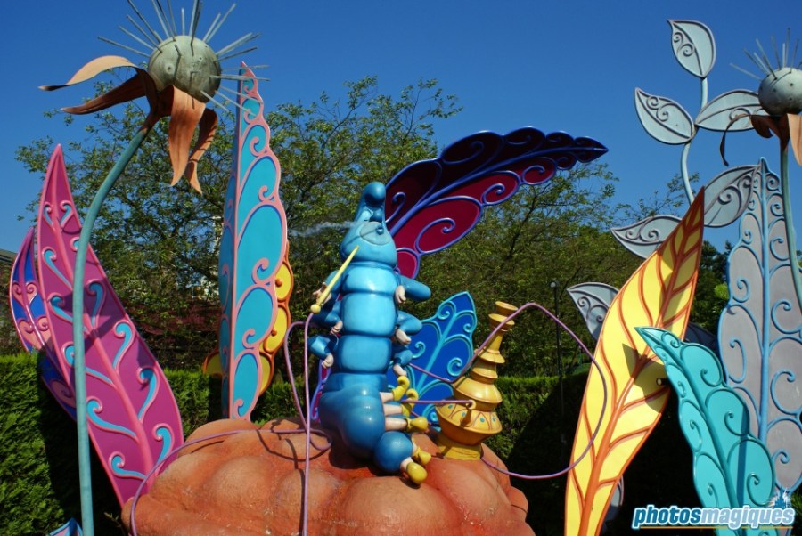 Alice's Curious Labyrinth