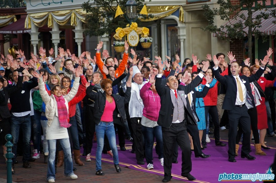 Flashmob on Main Street, U.S.A. with the Disney Cast Members