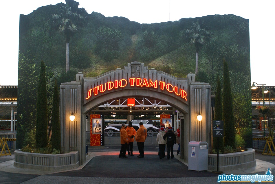 Studio Tram Tour Behind the Magic – Photos Magiques