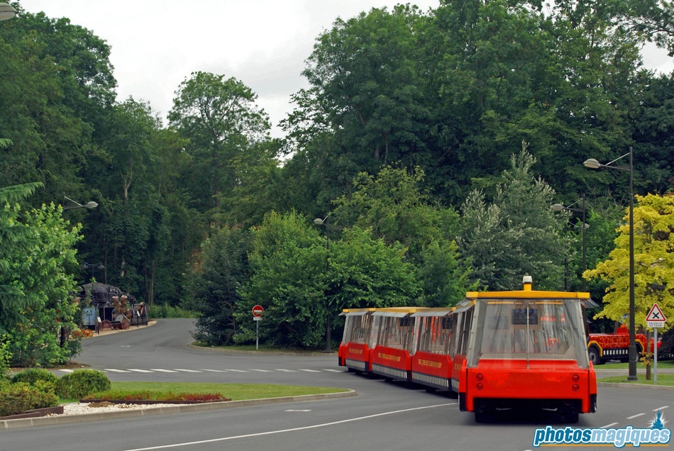 Studio Tram Tour Behind the Magic – Photos Magiques