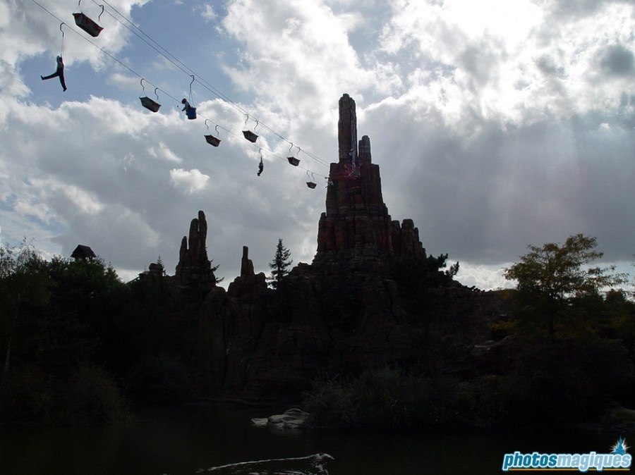 The paint comes from the Pumpkin Paint Pit of Big Thunder Mountain.
