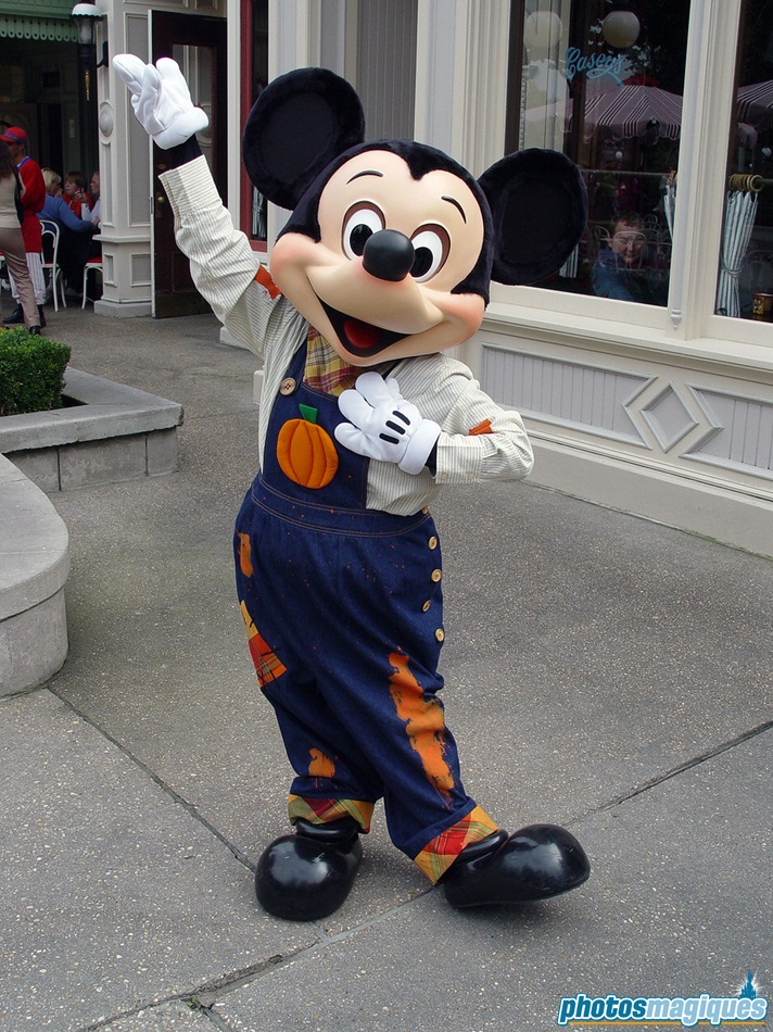 2004: Mickey Mouse
