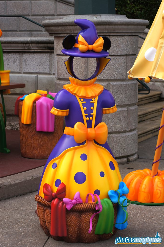 Minnie's Costume Couture