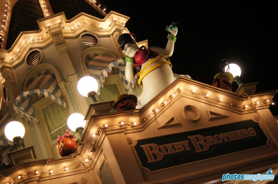 Disney's Halloween Festival 2013