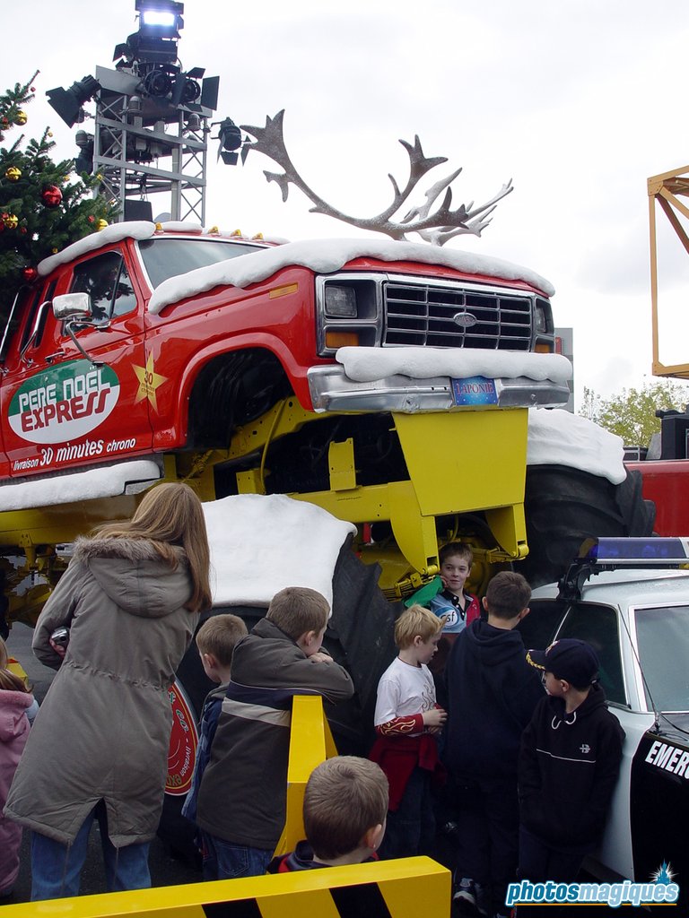 Santa's Monster Truck (2004)