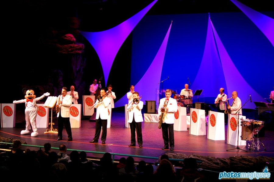 The Jingle Bell Boys