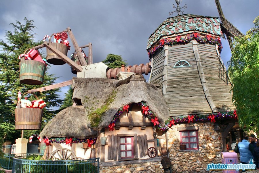 Belle's Christmas Village