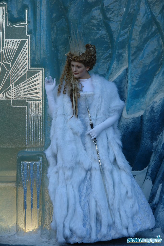 Queen of Narnia meet 'n' greet