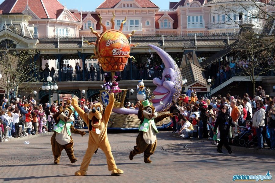 Disney's Once Upon a Dream Parade