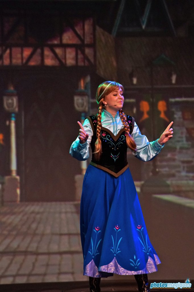 Walt Disney World: Frozen Sing-a-Long