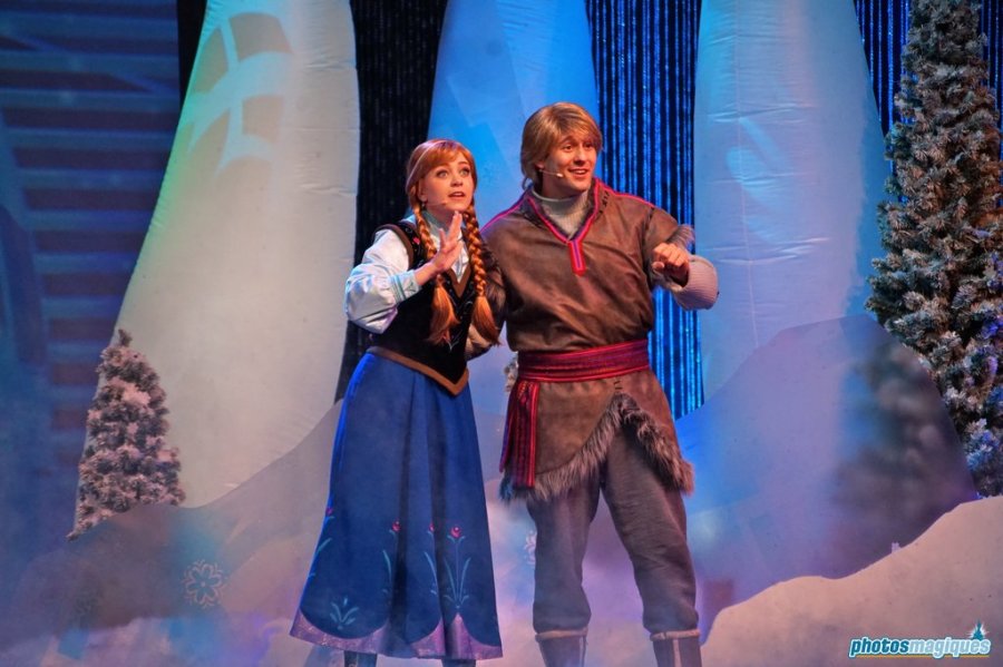 Walt Disney World: Frozen Sing-a-Long