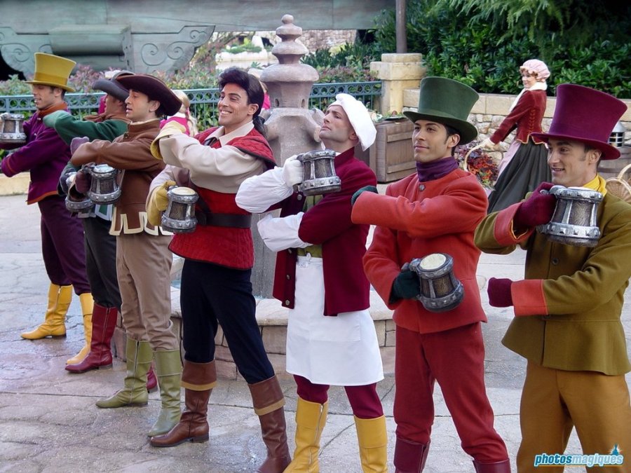 Belle's Christmas Village