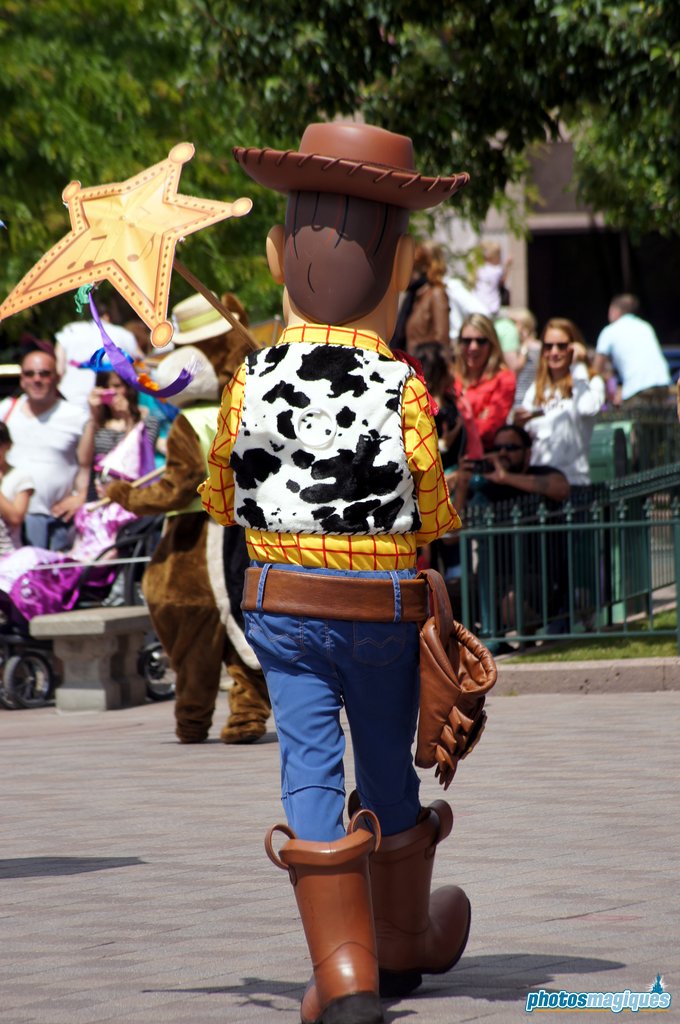 Swing into Spring 2014