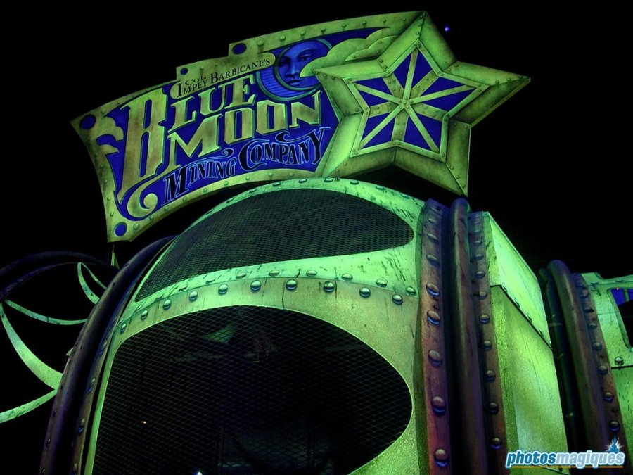 Space Mountain - de la Terre a la Lune