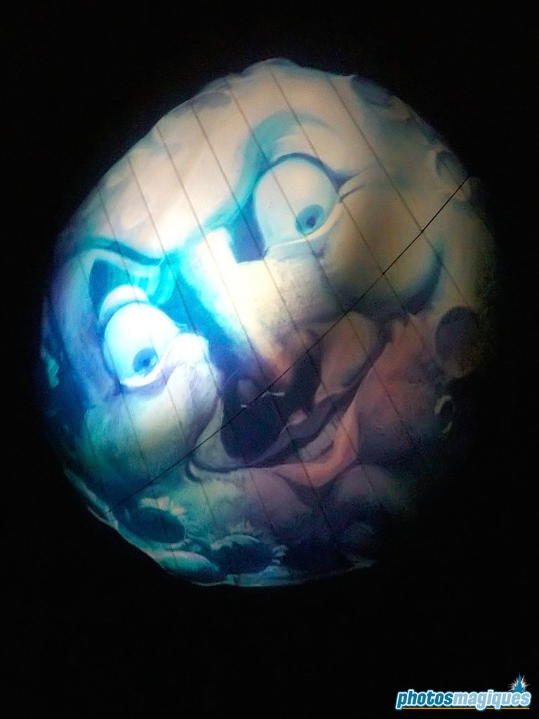 Space Mountain - de la Terre a la Lune