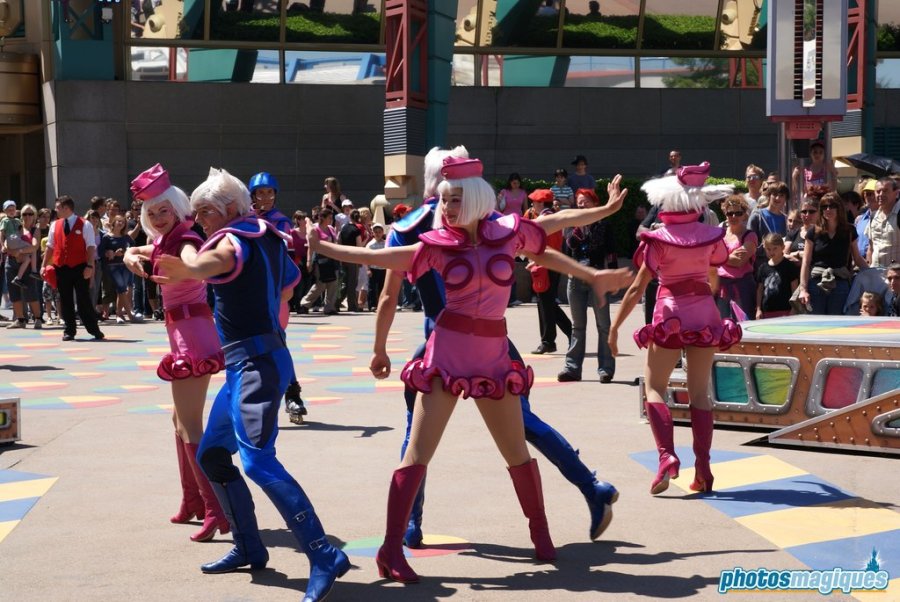 It's Dance Time in Discoveryland