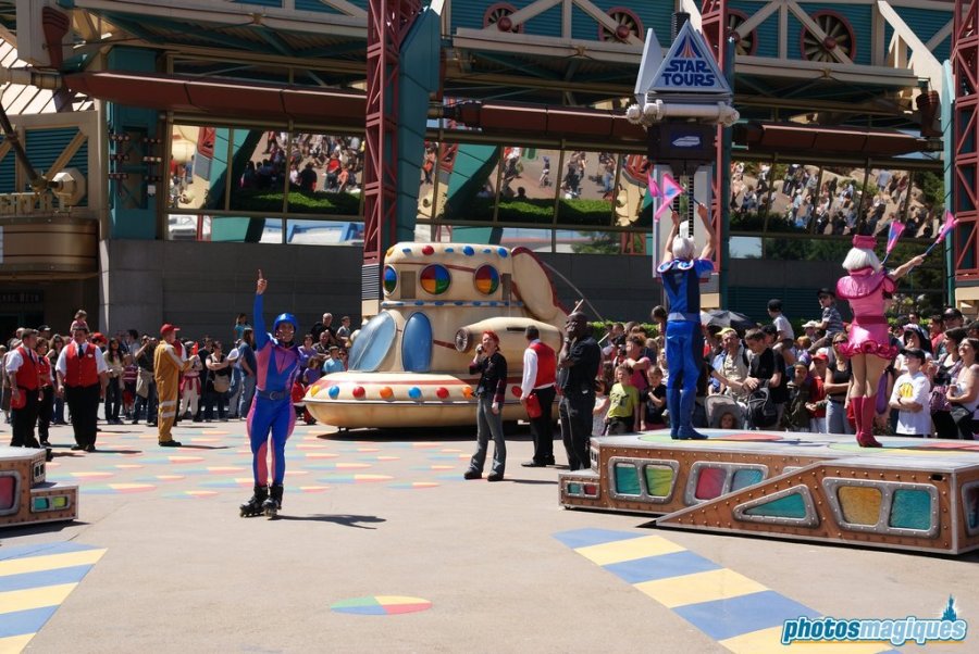 It's Dance Time in Discoveryland